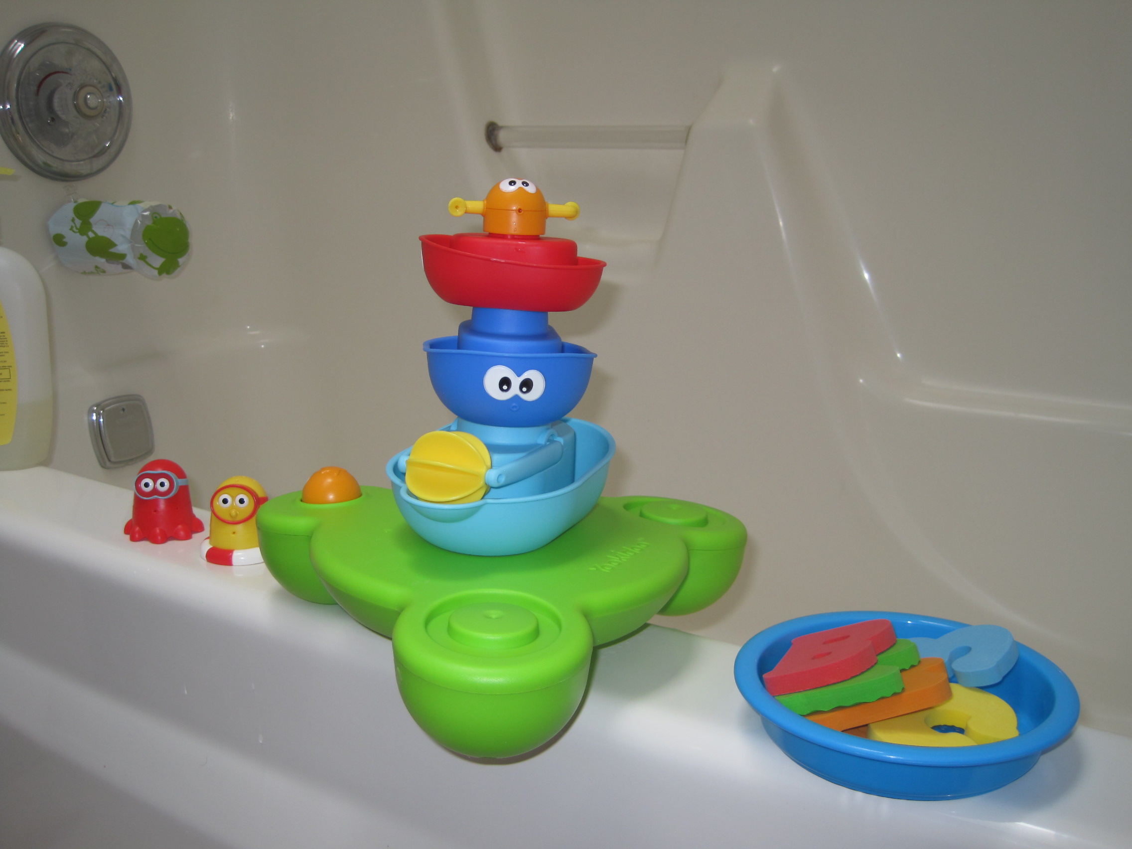 coolest bath toys